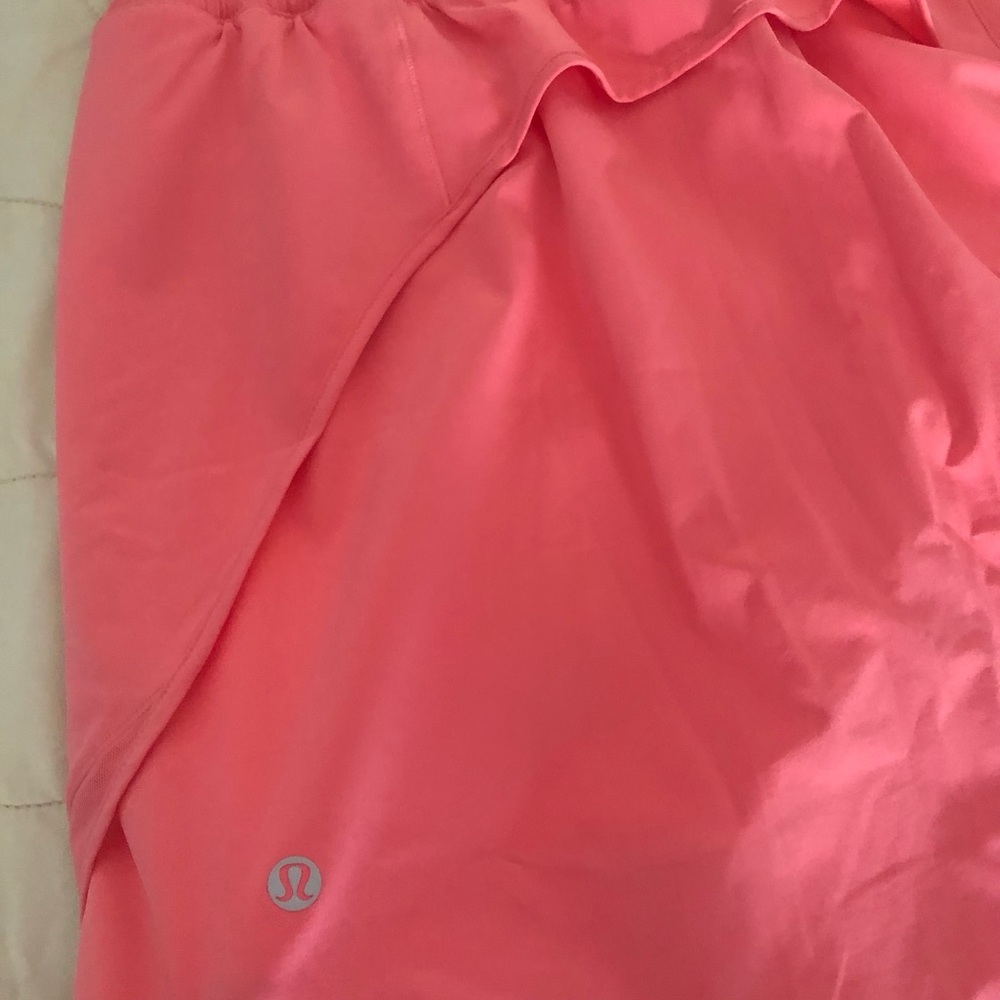 Lululemon Hotty Hot Skirt/ worn once/ “long size” 4” liner - Picture 4 of 5